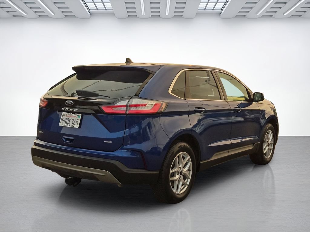 Used 2023 Ford Edge SEL AWD/4WD image 4