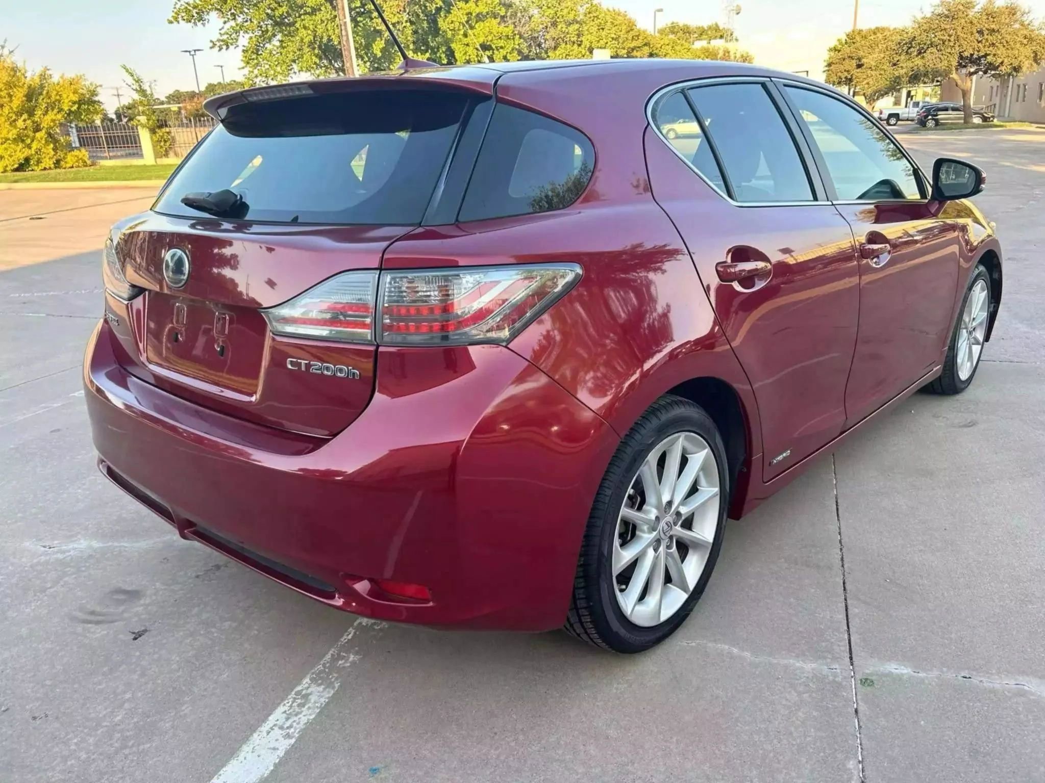 Used 2011 Lexus CT 200h Premium image 13