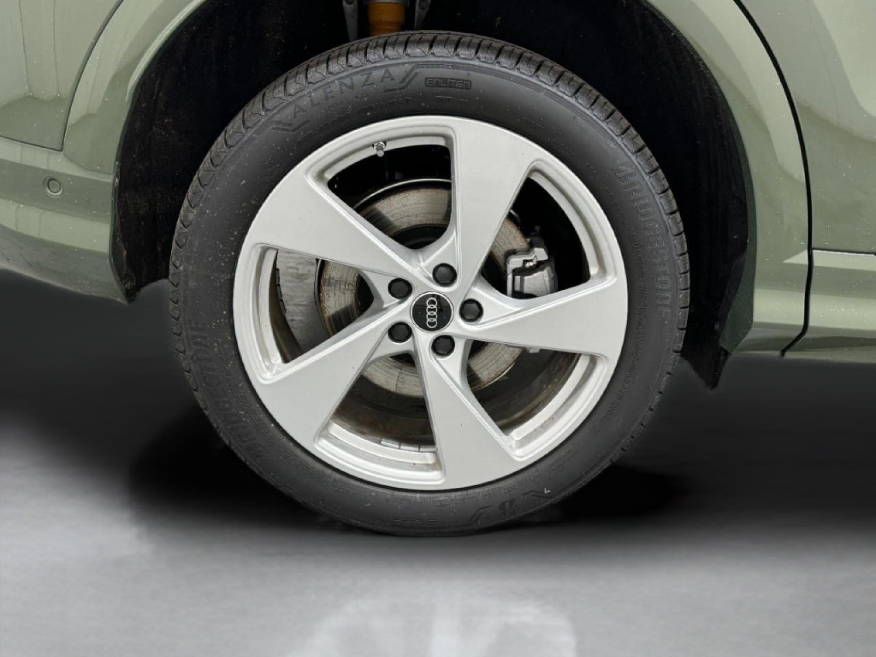 New 2025 Audi Q5 Premium Plus image 8