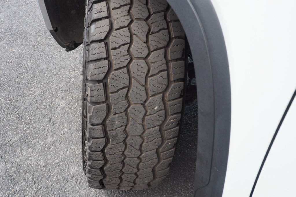 Used 2019 GMC Sierra 1500 SLE w/ Driver Alert Package I AWD/4WD image 10