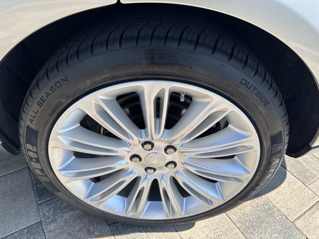 Used 2021 Land Rover Range Rover image 34