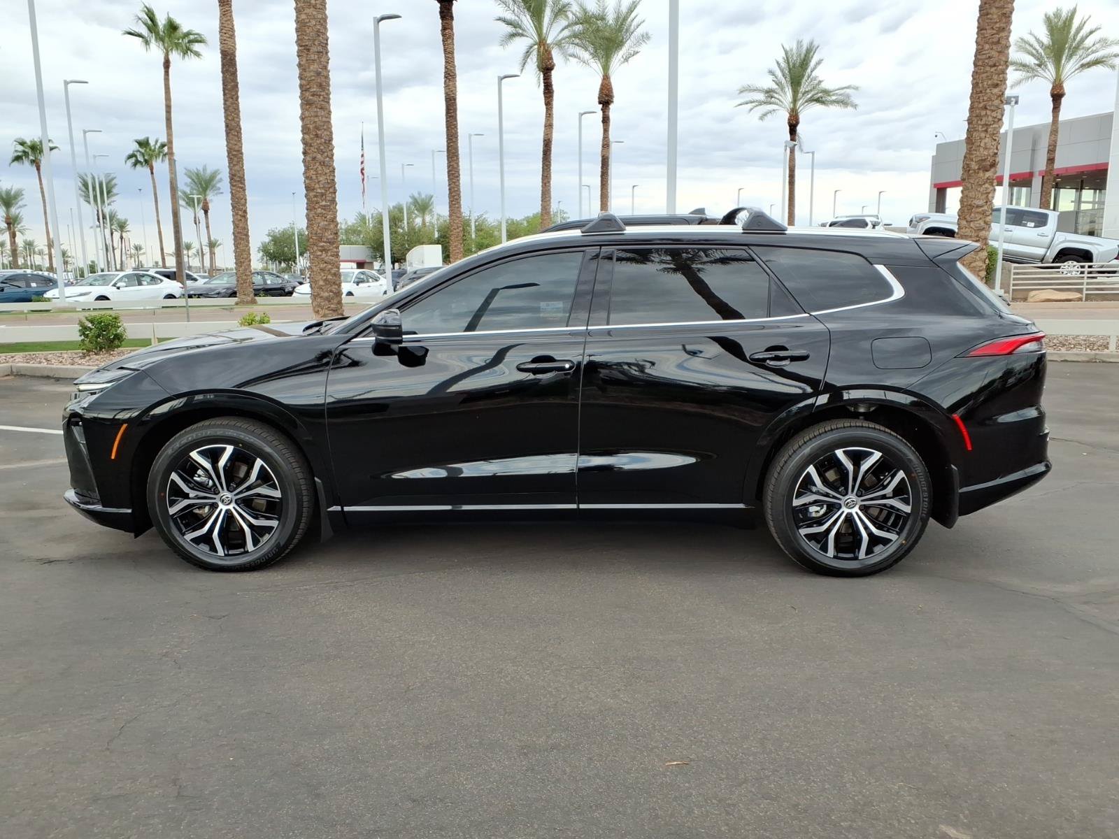 Certified 2026 Toyota Crown Signia AWD/4WD image 7