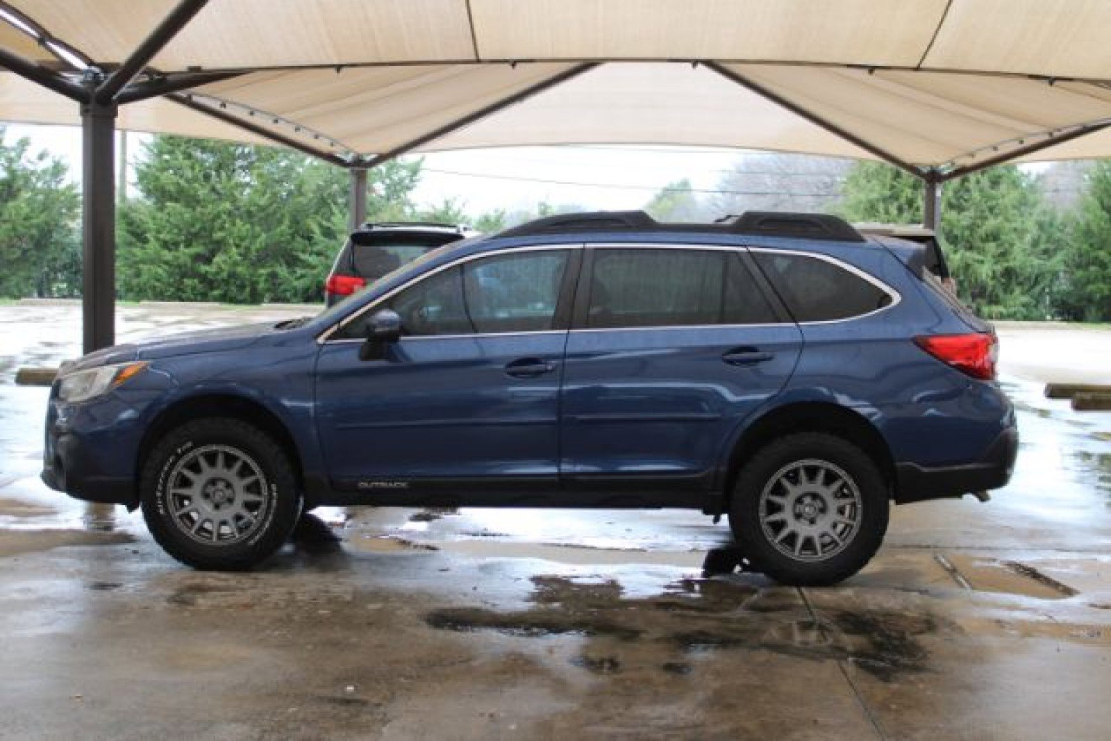 Used 2019 Subaru Outback 2.5i Limited image 6