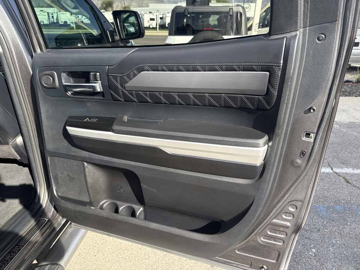 Used 2014 Toyota Tundra Platinum AWD/4WD image 19