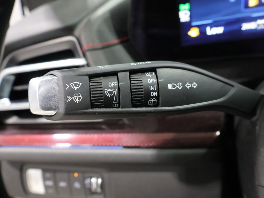 Used 2024 Chevrolet Traverse RS w/ LPO, Floor Liner Package AWD/4WD image 36