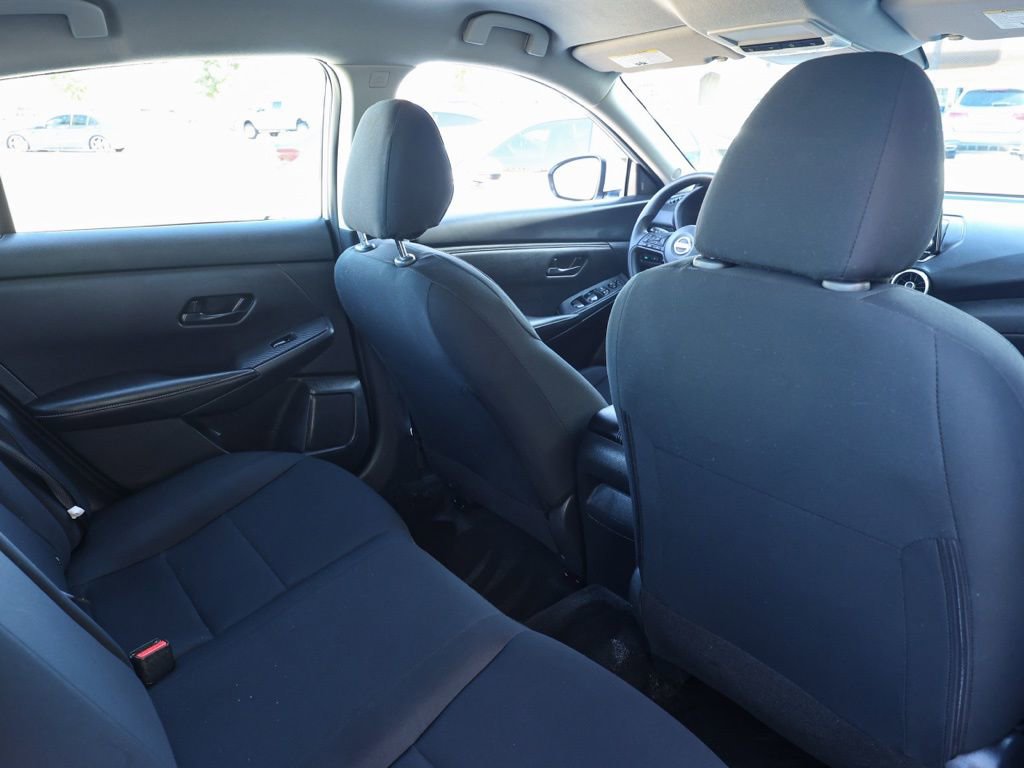 Used 2025 Nissan Sentra S image 16