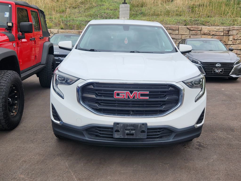 Used 2018 GMC Terrain SLE FWD image 2