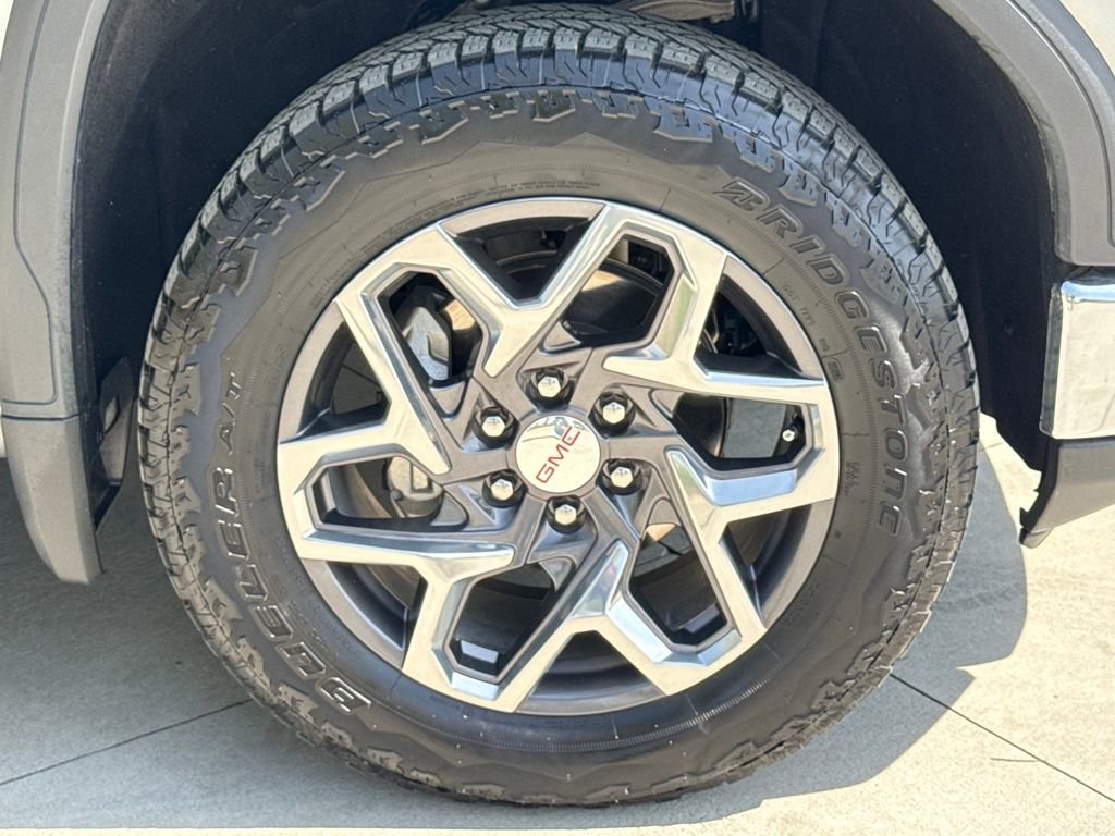 Used 2024 GMC Sierra 1500 SLT w/ SLT Premium Plus Package image 11