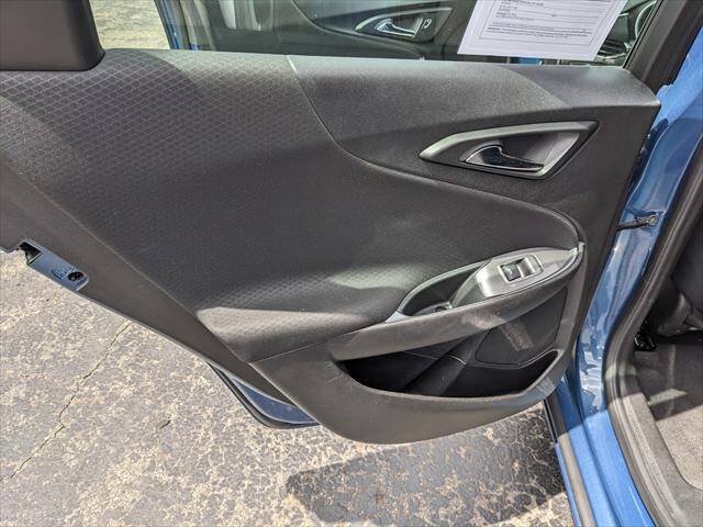 Used 2024 Chevrolet Malibu LT FWD image 11