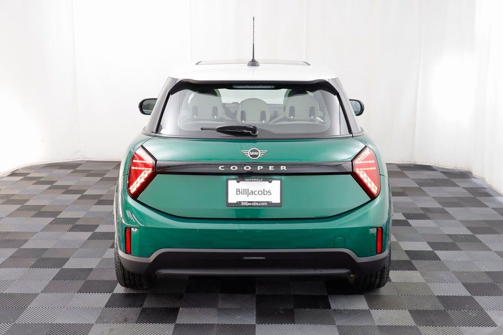 New 2026 MINI Cooper 4-Door Hardtop image 16