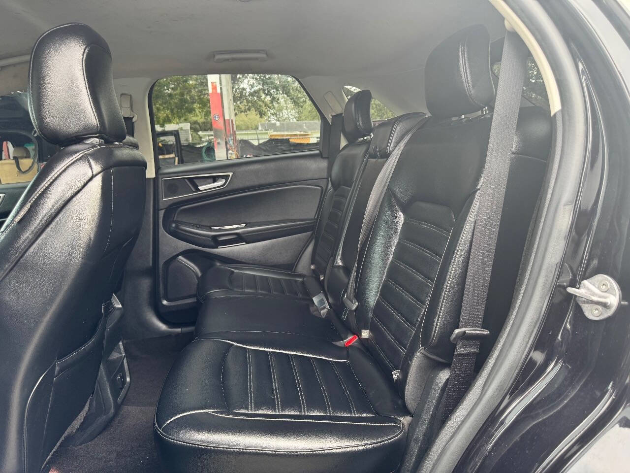 Used 2020 Ford Edge SEL image 7