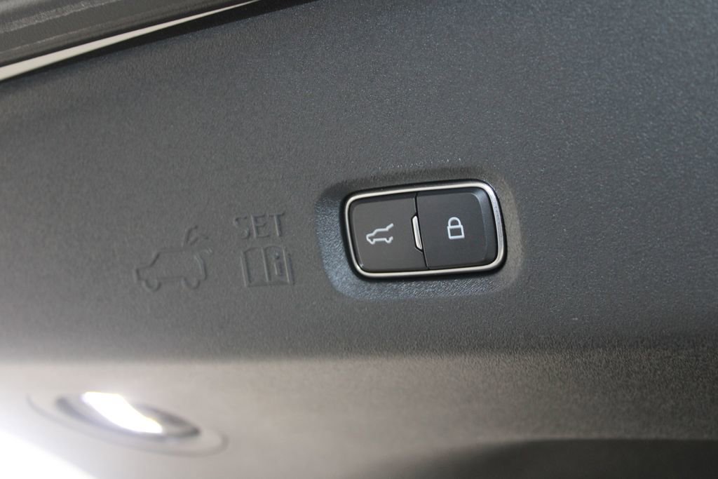 New 2026 Lincoln Navigator L Reserve image 21