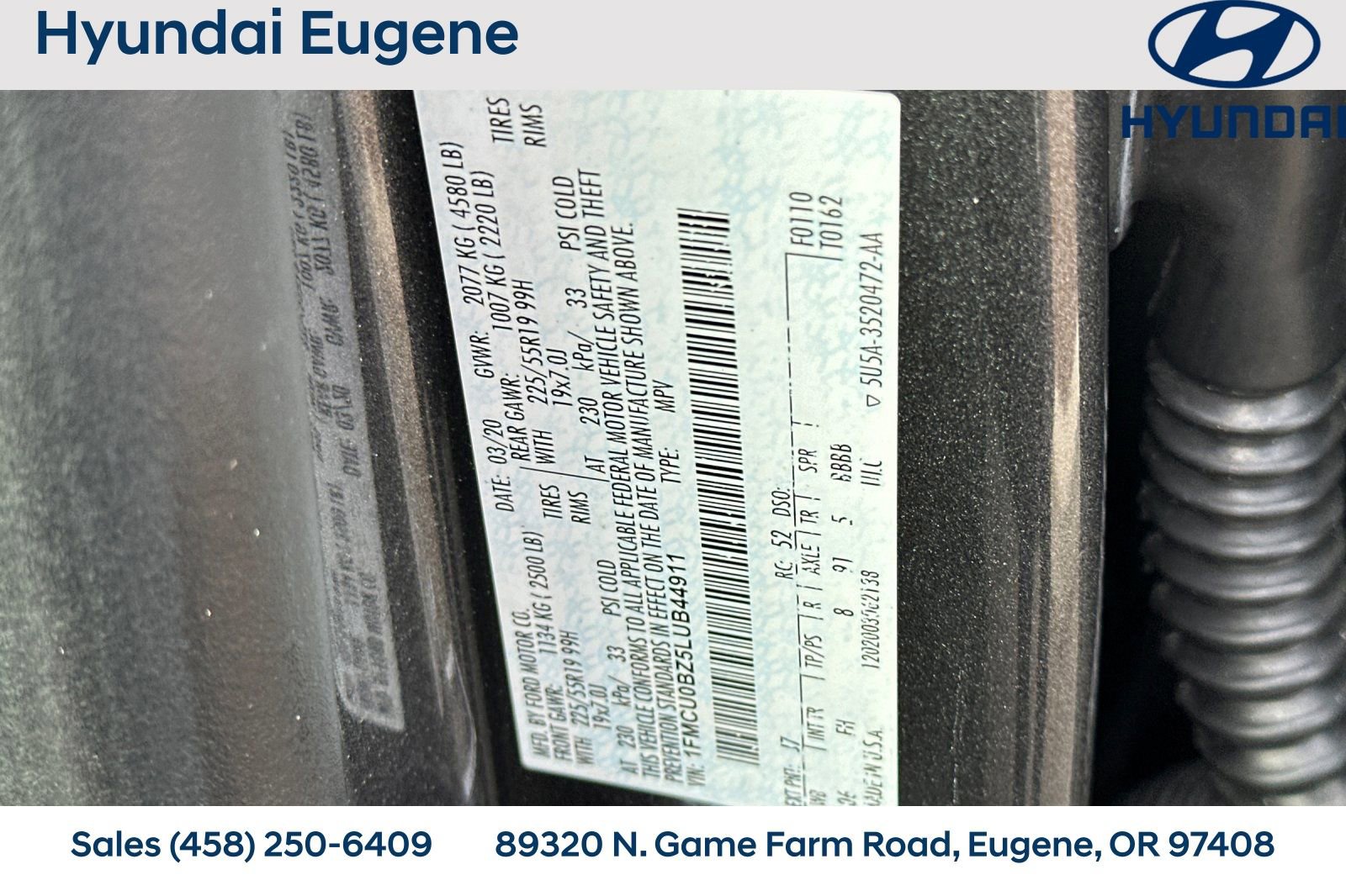 Used 2020 Ford Escape SE Sport image 37