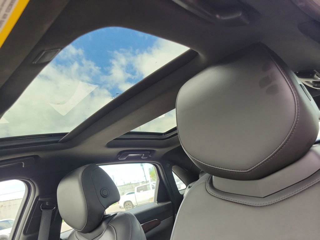 Used 2019 Cadillac CT6 Luxury w/ Driver Awareness Package AWD/4WD image 34