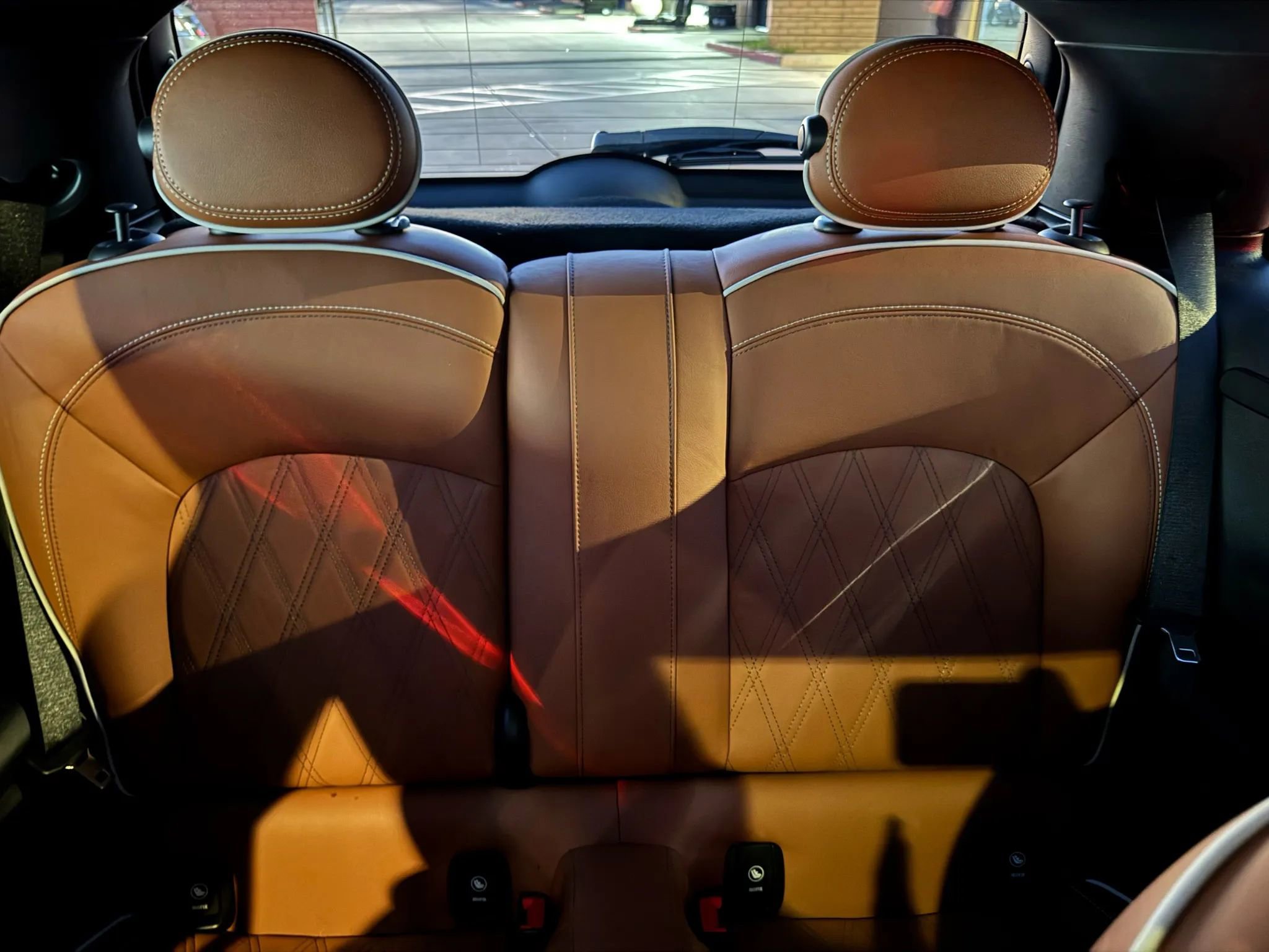 Used 2021 MINI Cooper 2-Door Hardtop w/ Signature Upholstery Package image 44