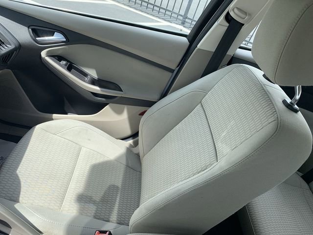 Used 2012 Ford Focus SEL image 26