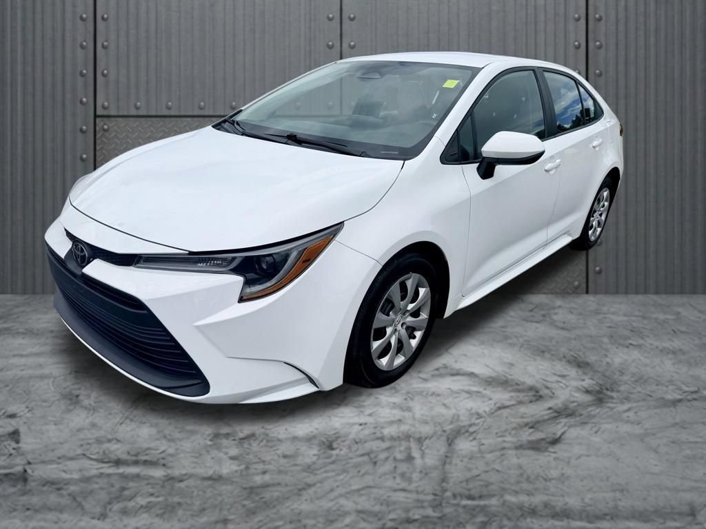 Used 2023 Toyota Corolla LE FWD image 7