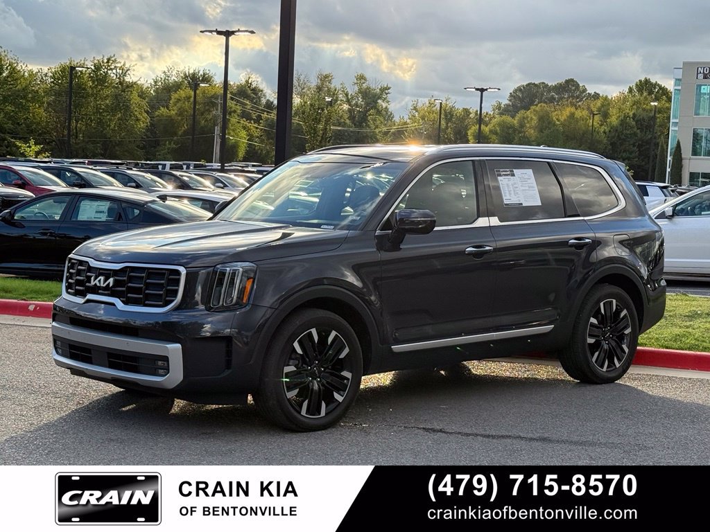 Certified 2025 Kia Telluride SX w/ SX Captain's Chair Package AWD/4WD image 3