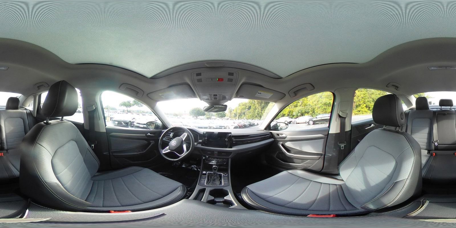 Used 2025 Volkswagen Jetta SE image 43