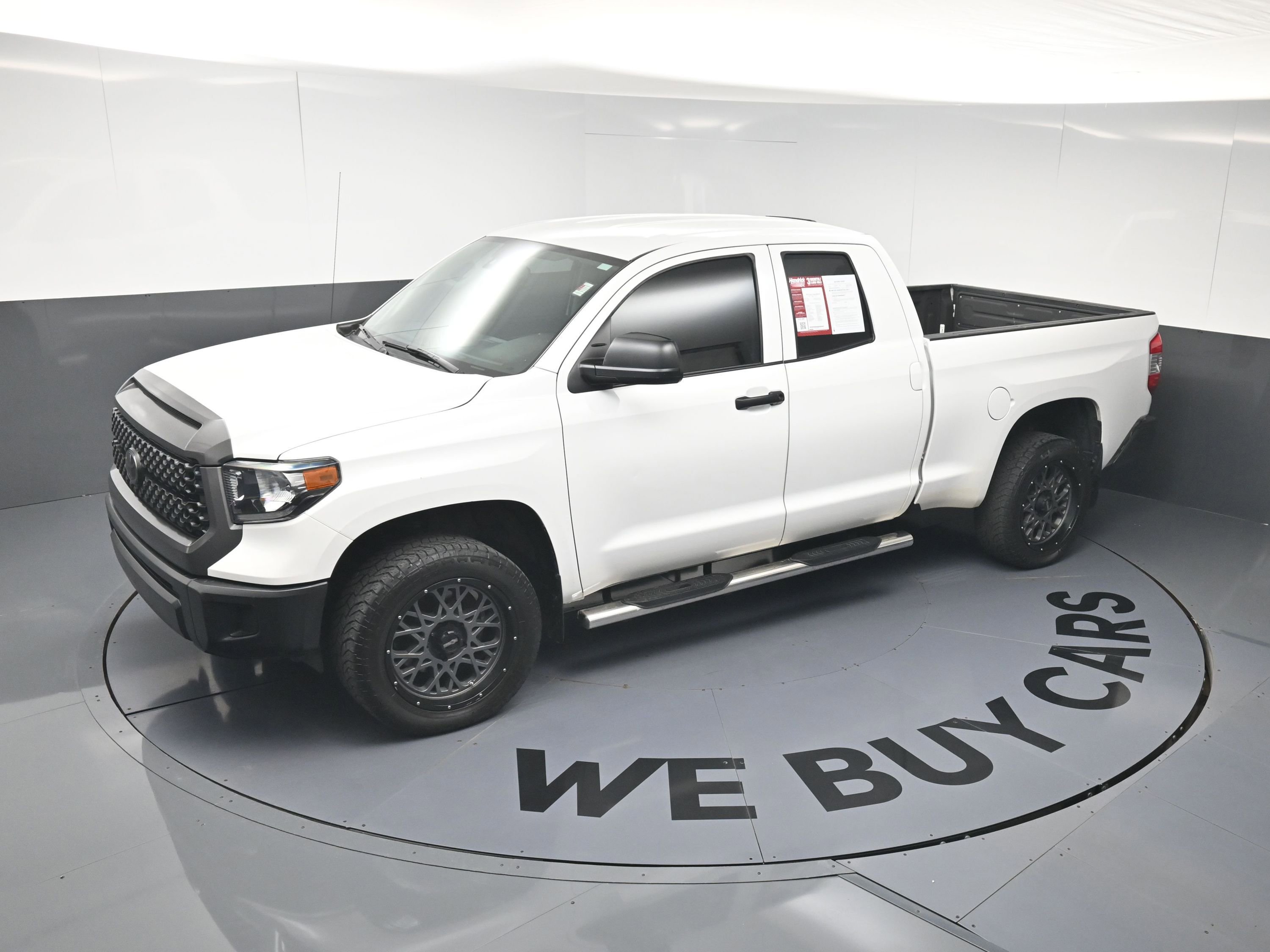 Used 2018 Toyota Tundra SR image 29