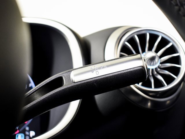 Used 2022 Mercedes-Benz SL 63 AMG 4MATIC image 33