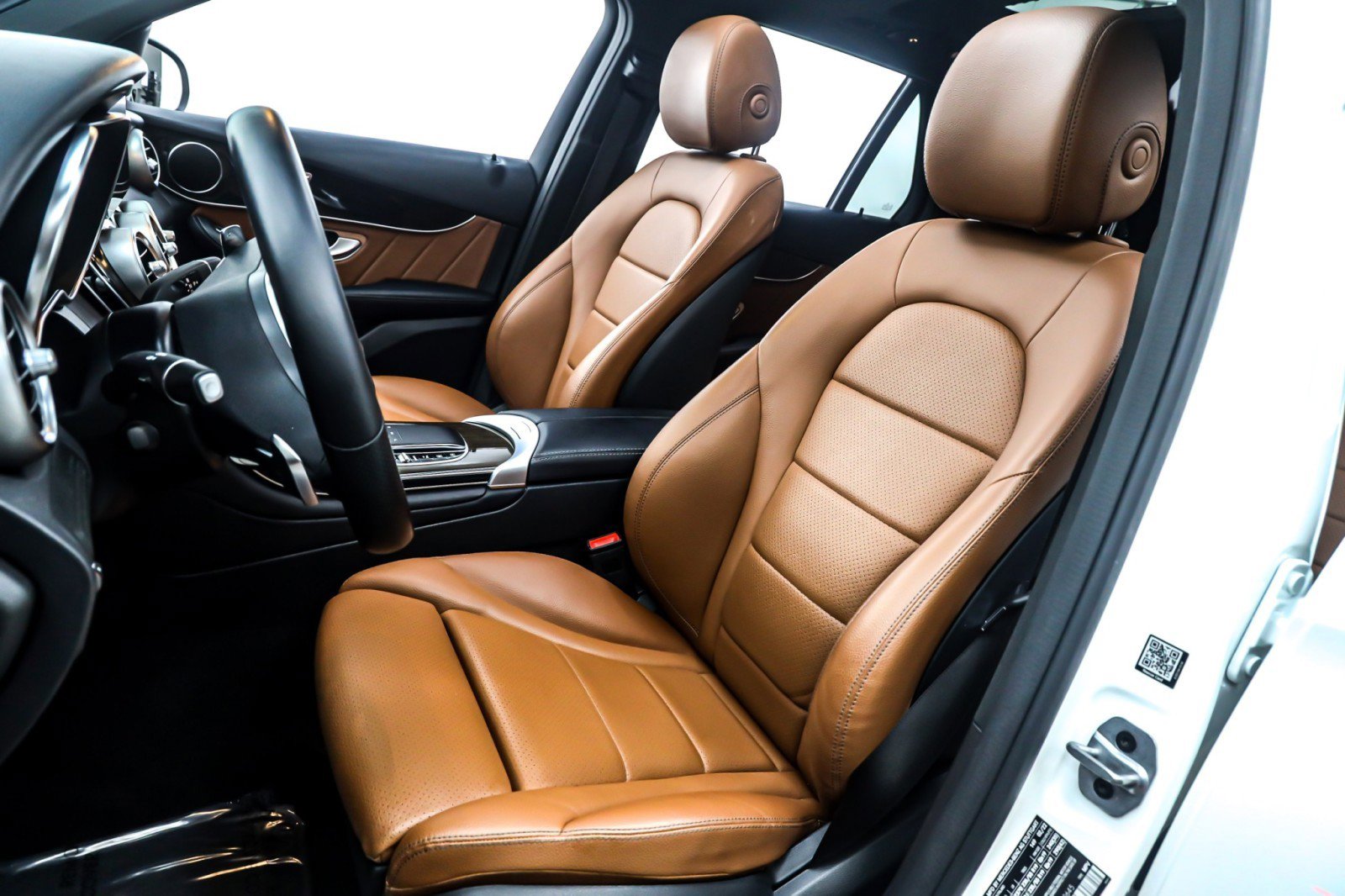 Used 2022 Mercedes-Benz GLC 300 image 17