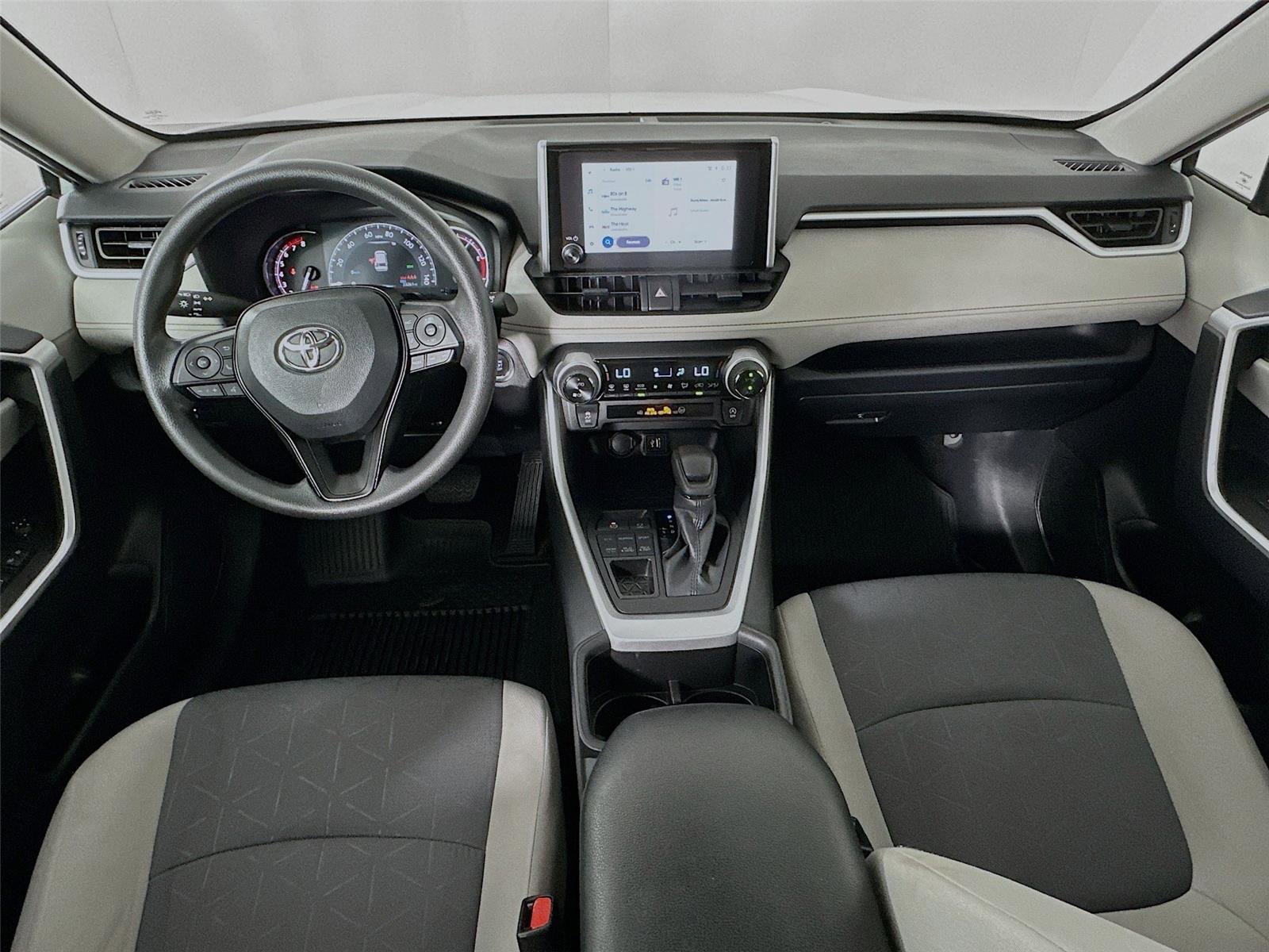 Certified 2025 Toyota RAV4 XLE AWD/4WD image 29