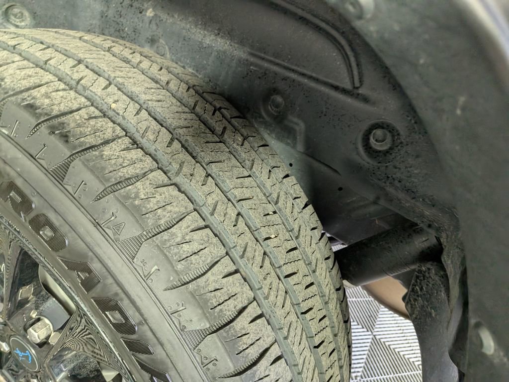 Certified 2025 Jeep Wrangler Unlimited Sahara image 17
