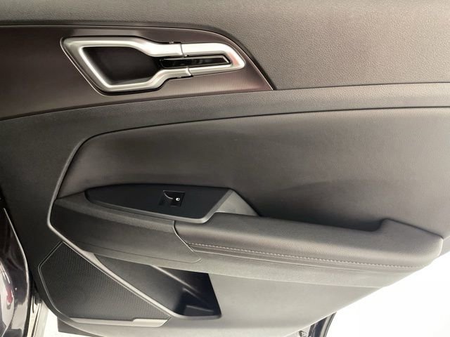 New 2026 Kia Sportage EX w/ EX Panorama Roof Package image 38