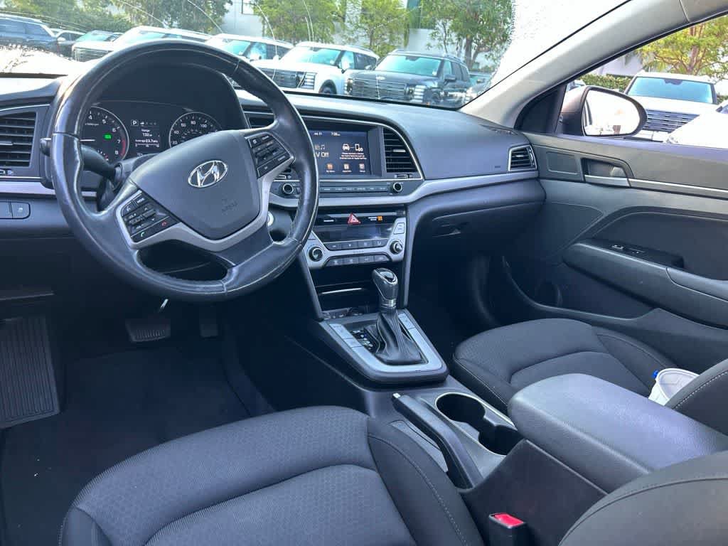 Used 2018 Hyundai Elantra Value Edition w/ Cargo Package FWD image 6