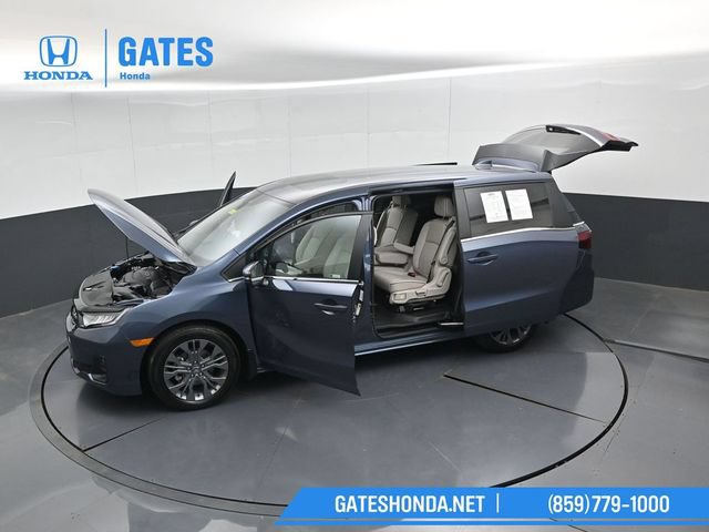 Certified 2026 Honda Odyssey Touring image 62