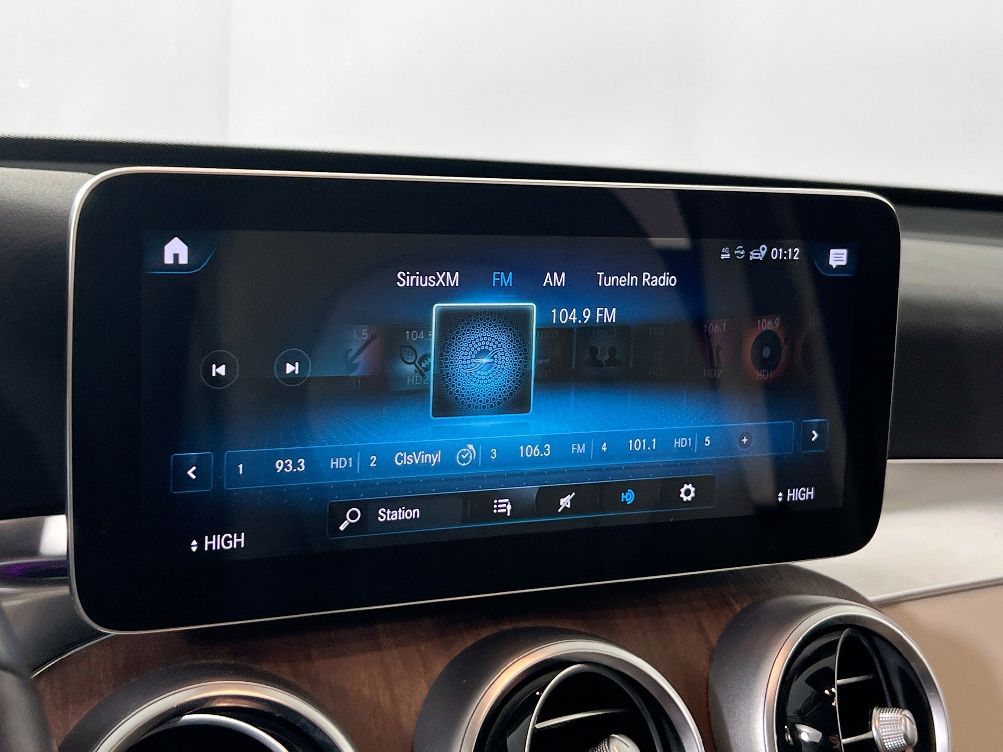 Used 2022 Mercedes-Benz GLC 300 4MATIC image 14