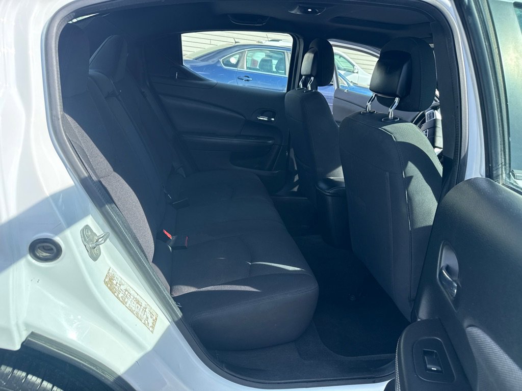 Used 2013 Dodge Avenger SXT image 11