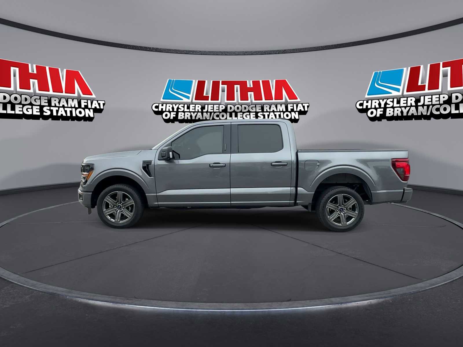 Used 2024 Ford F150 XLT w/ Equipment Group 302A MID RWD image 5