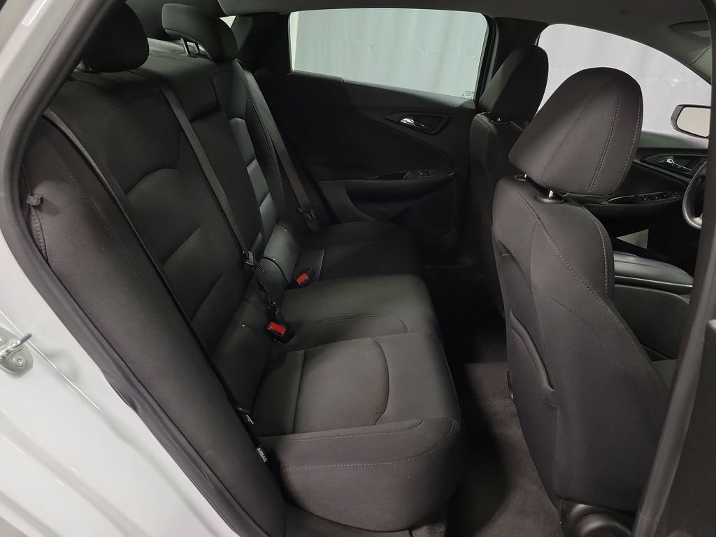 Used 2024 Chevrolet Malibu LT FWD image 24