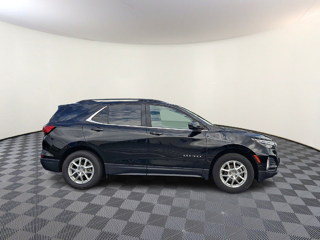 Used 2023 Chevrolet Equinox LT AWD/4WD image 10