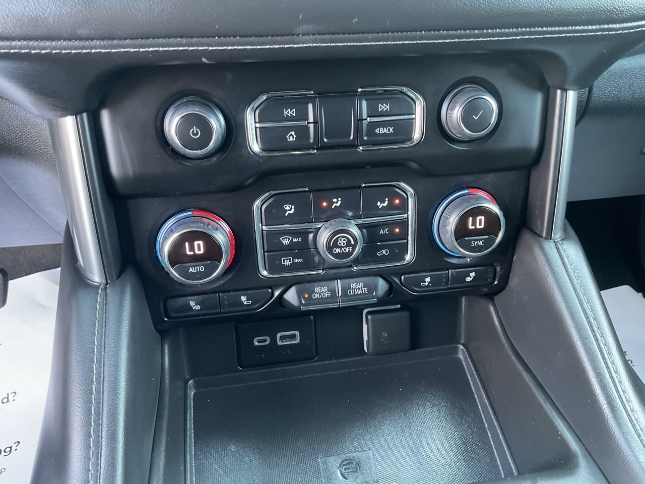 Used 2021 Chevrolet Tahoe Z71 AWD/4WD image 26