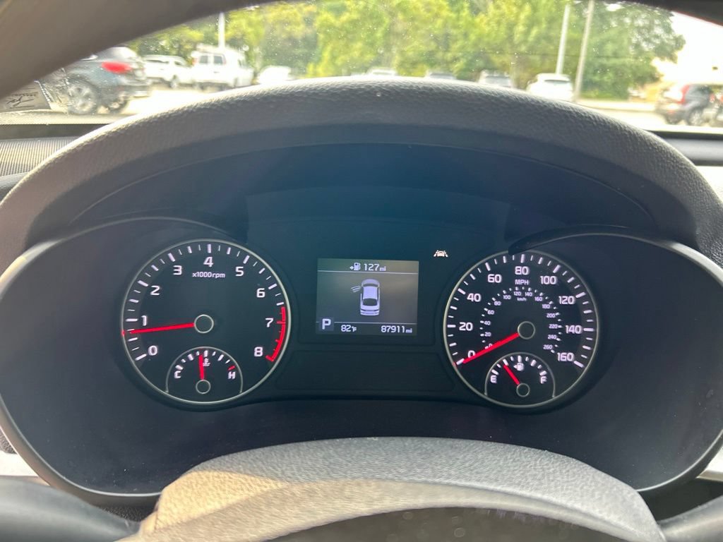 Used 2019 Kia Optima LX FWD image 10