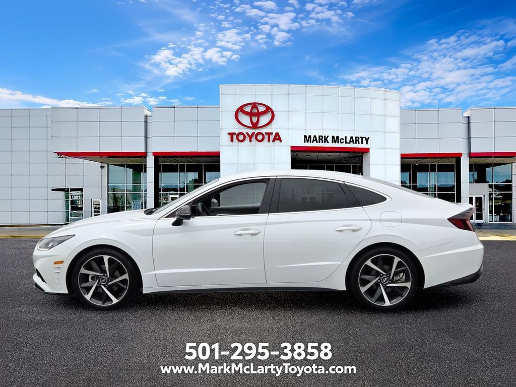 Used 2021 Hyundai Sonata SEL Plus FWD image 2