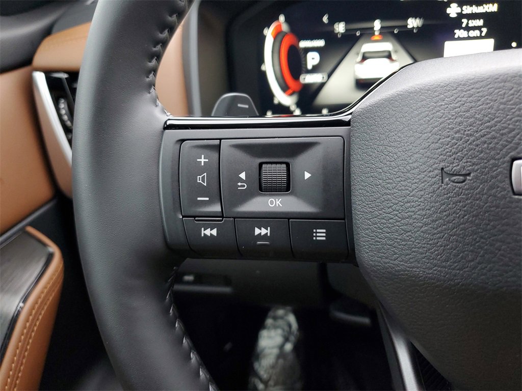 Used 2026 Nissan Rogue Platinum w/ Platinum Premium Package image 23