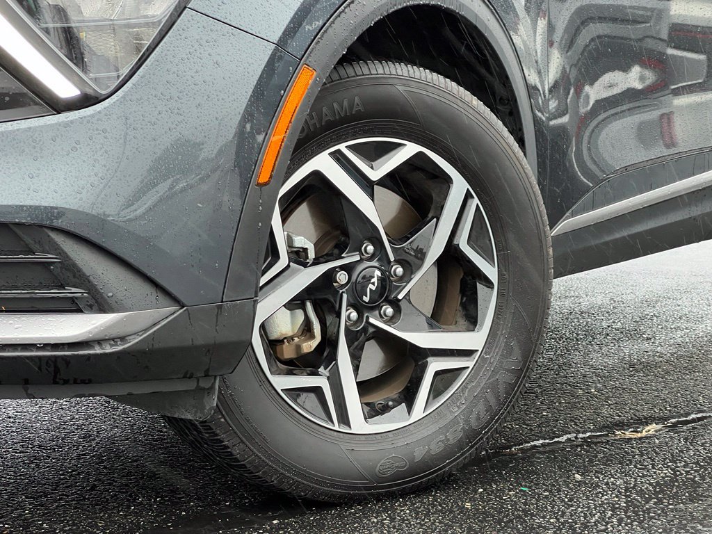 Certified 2023 Kia Sportage LX AWD/4WD image 2
