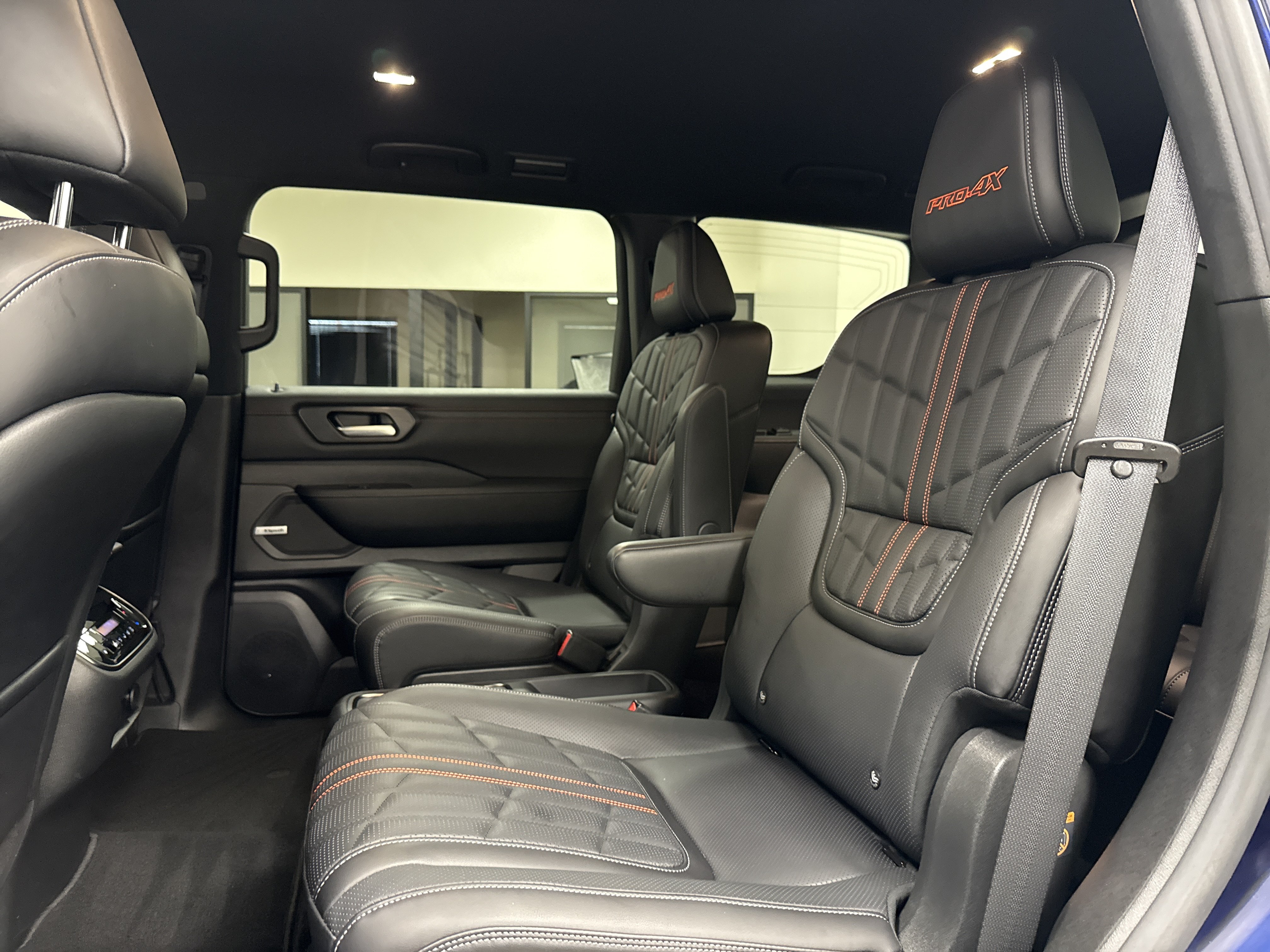Used 2026 Nissan Armada PRO-4X w/ Captain's Chari Seat Package AWD/4WD image 15