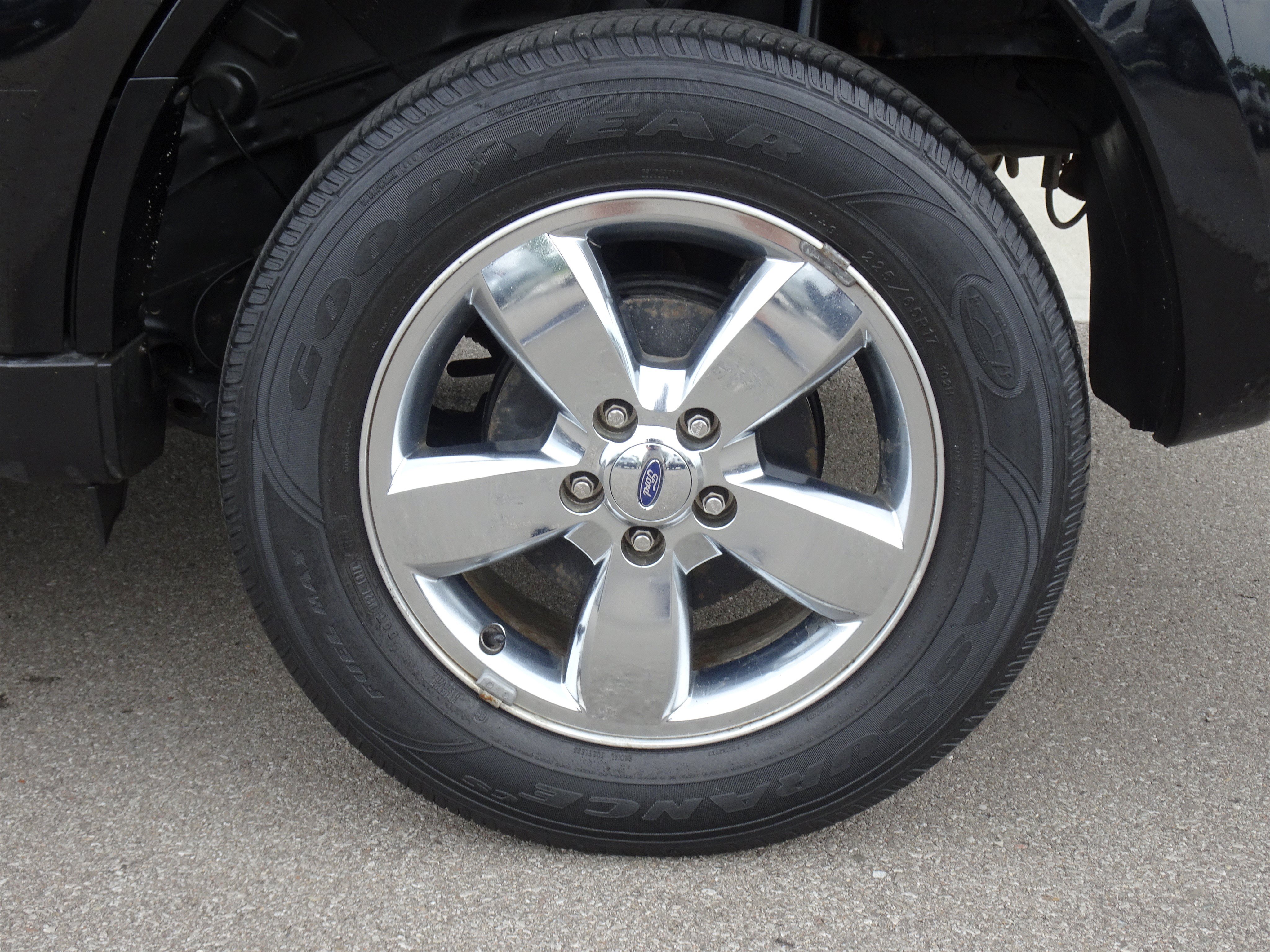 Used 2009 Ford Escape XLT AWD/4WD image 25