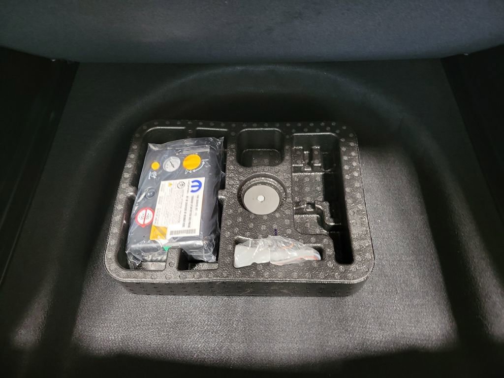 Used 2021 Jeep Compass Altitude image 13