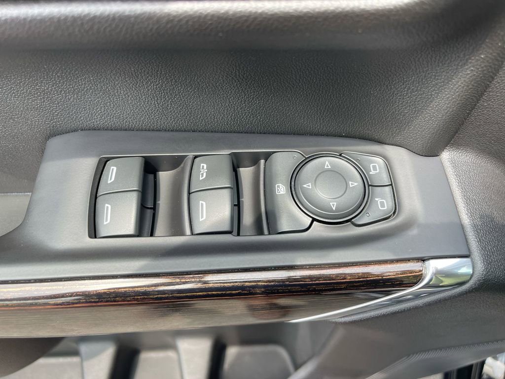 Used 2021 GMC Sierra 1500 Elevation image 29