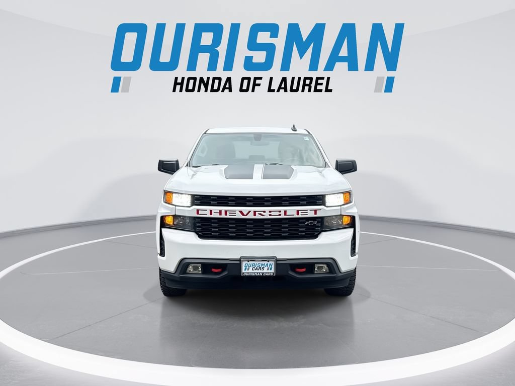 Used 2020 Chevrolet Silverado 1500 Custom w/ Custom Value Package AWD/4WD image 3