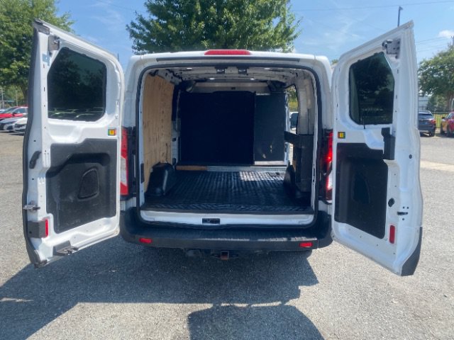 Used 2018 Ford Transit 250 130 Low Roof w/ Exterior Upgrade Package RWD image 8