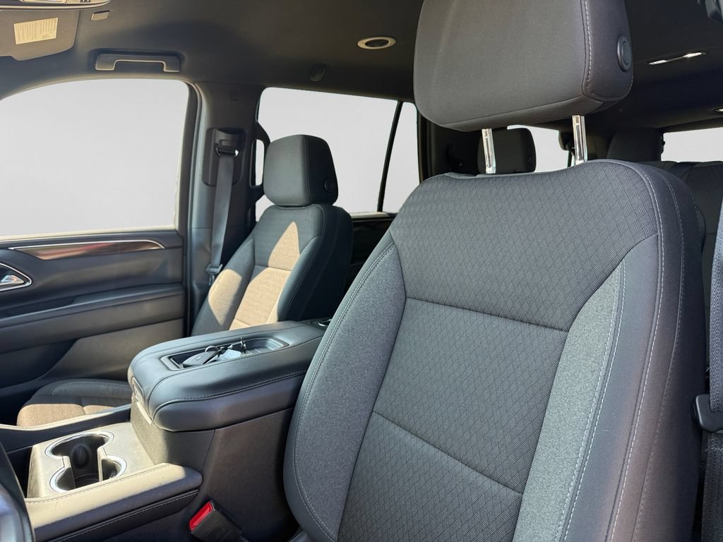 Used 2024 GMC Yukon SLE AWD/4WD image 23