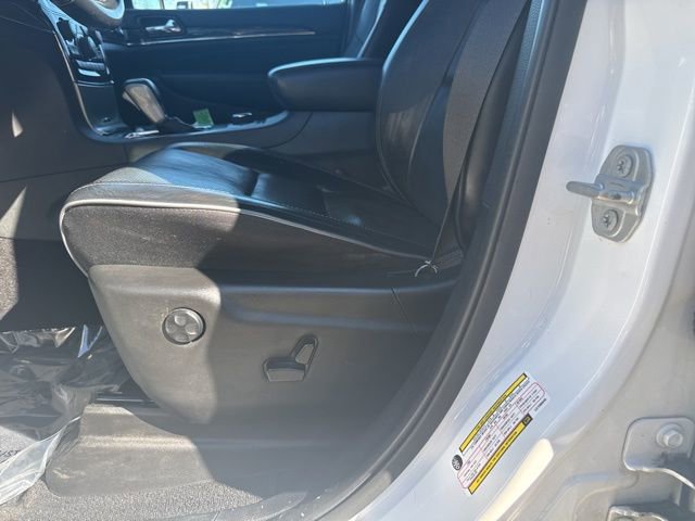 Used 2020 Jeep Grand Cherokee Overland image 15