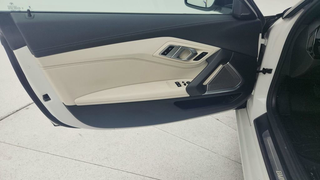 Used 2020 BMW Z4 sDrive30i w/ Executive Package image 24